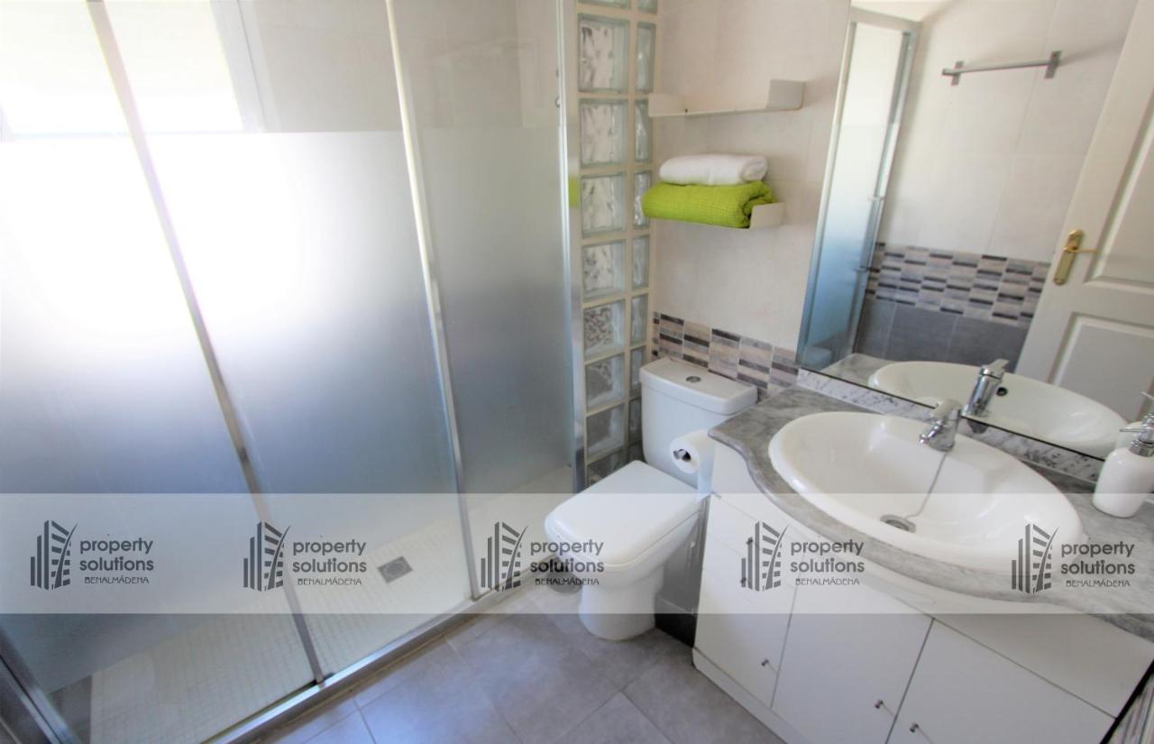 Timon II Apartamentos - A Solo 90 Metros De La Playa - Parking Gratis - Avenida De Las Palmeras Benalmádena Esterno foto