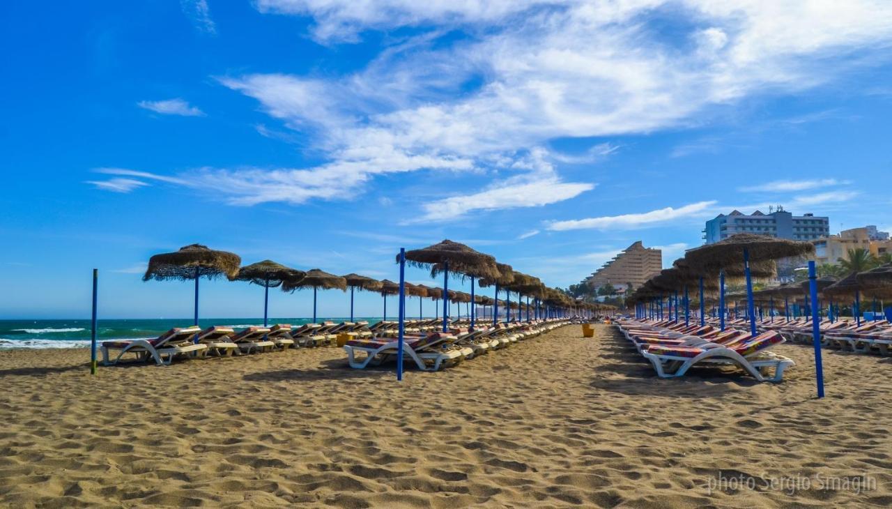 Timon II Apartamentos - A Solo 90 Metros De La Playa - Parking Gratis - Avenida De Las Palmeras Benalmádena Esterno foto