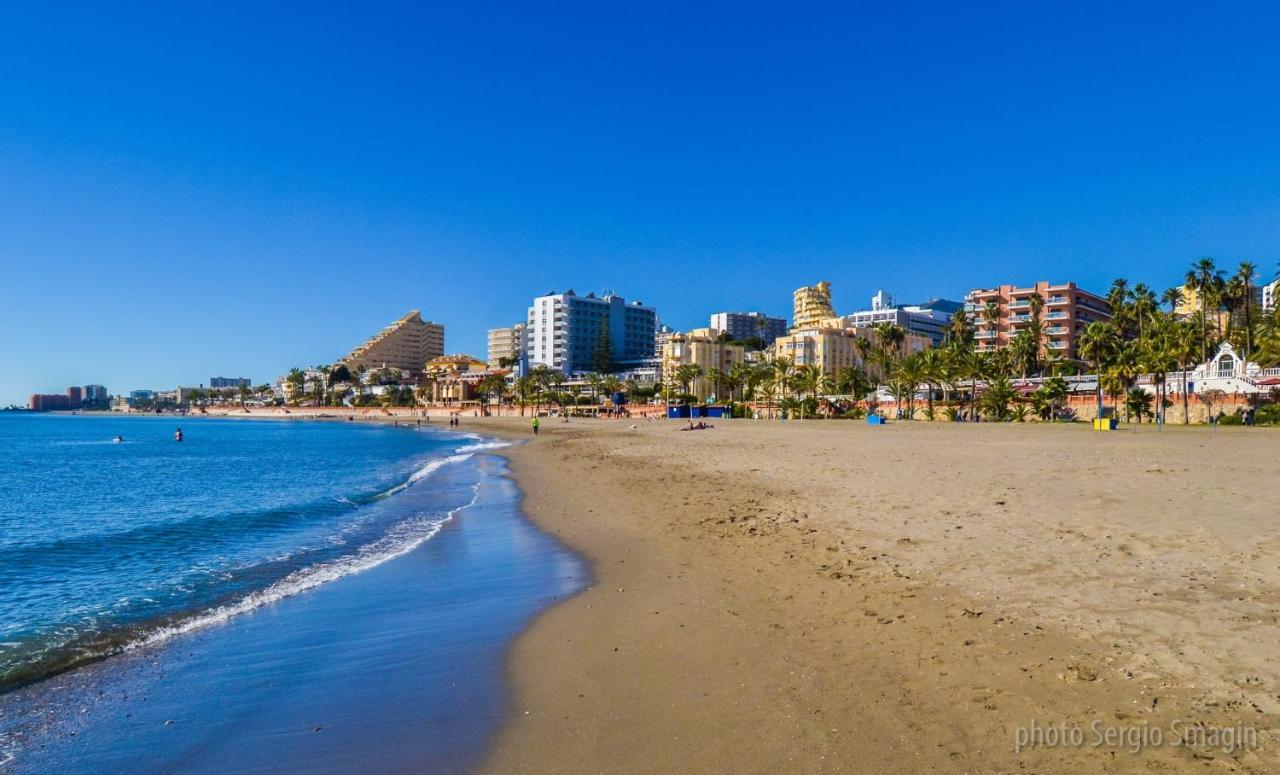 Timon II Apartamentos - A Solo 90 Metros De La Playa - Parking Gratis - Avenida De Las Palmeras Benalmádena Esterno foto