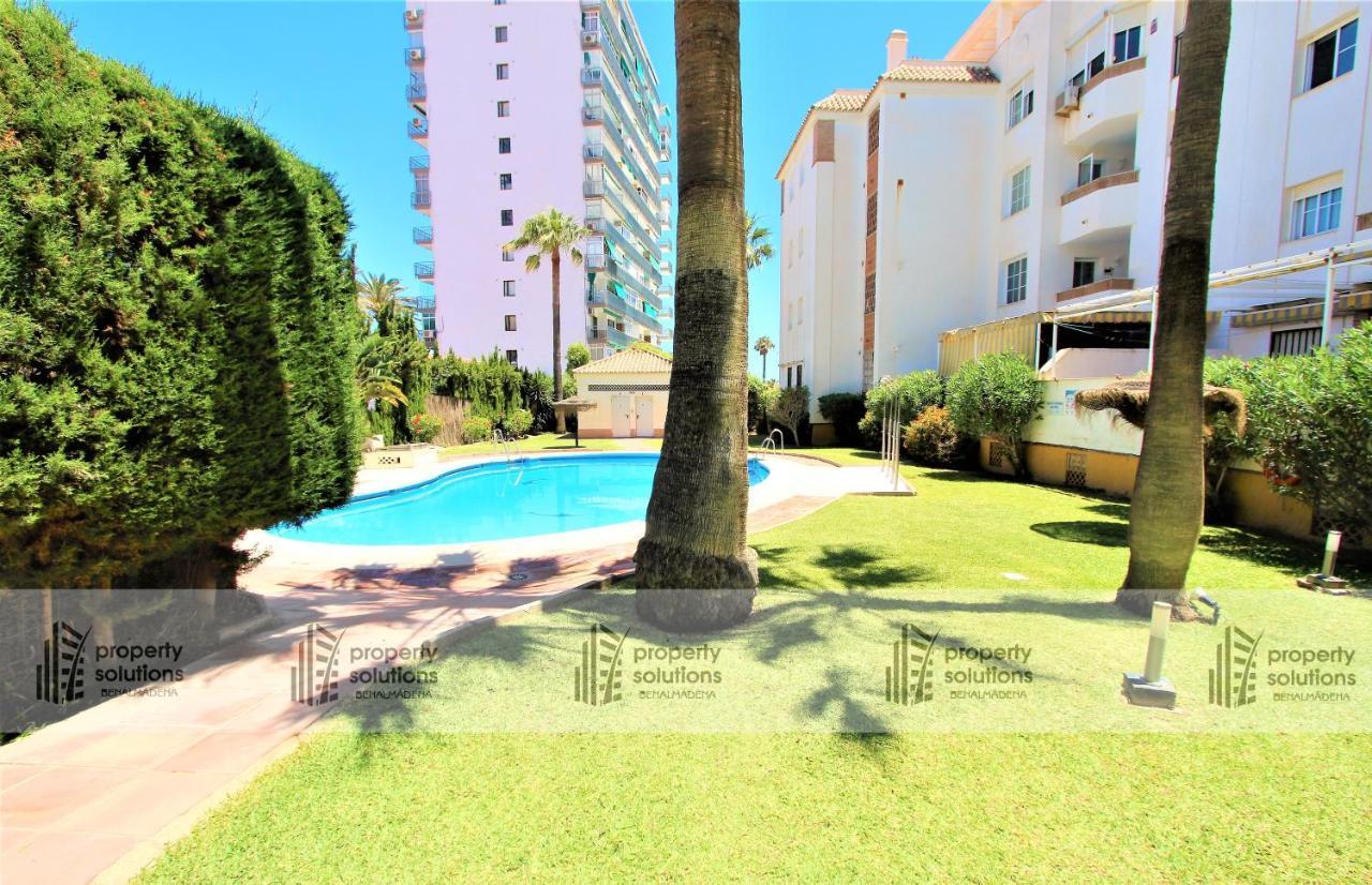 Timon II Apartamentos - A Solo 90 Metros De La Playa - Parking Gratis - Avenida De Las Palmeras Benalmádena Esterno foto