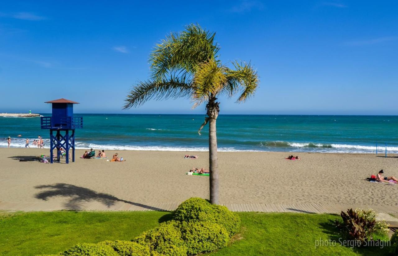 Timon II Apartamentos - A Solo 90 Metros De La Playa - Parking Gratis - Avenida De Las Palmeras Benalmádena Esterno foto
